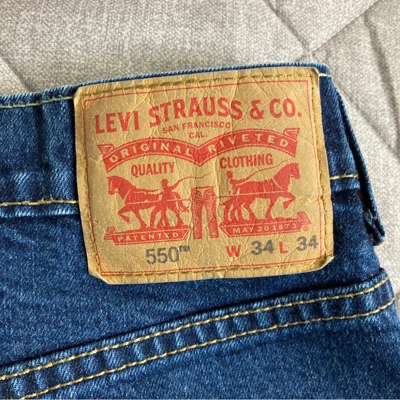 Levis 550 Jeans Men's 34x34 (Meas. 33x33) Blue Denim Relaxed Fit Tapered Leg - Picture 10 of 13